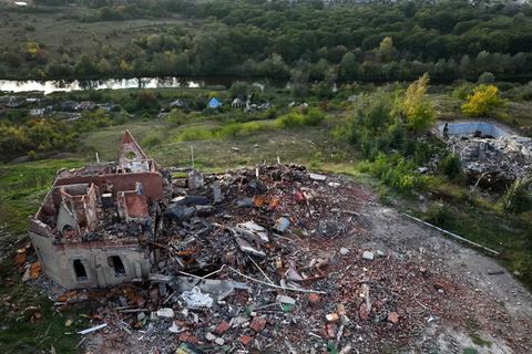 Miniature de Guerre en Ukraine : la Russie ravage aussi la nature