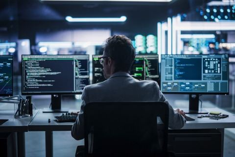 Miniature de Cybersécurité : ces experts français qui choisissent l’expatriation - Journal des Français à l’étranger