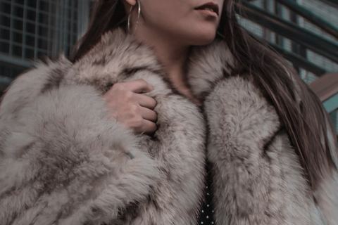 Miniature de Le magazine de mode ELLE proscrit la fourrure animale de ses publications